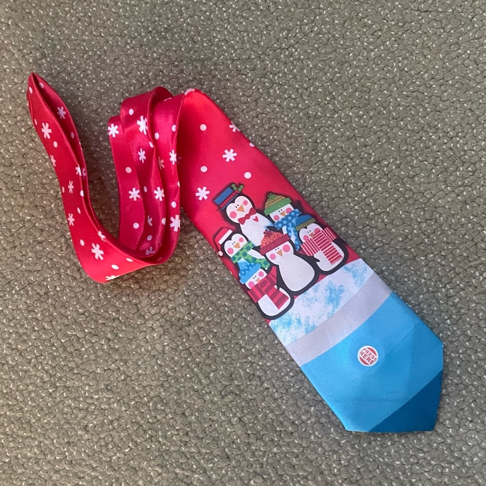 NWOT Xmas Musical Tie